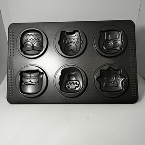 Sweet‎ Creations Monster Halloween Cookie Baking Pan 6 Cavities/ MOLDS